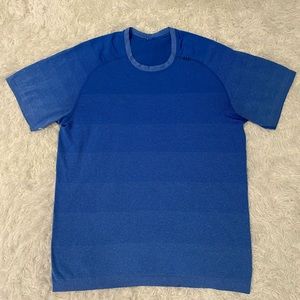 Lulu lemon short sleeve shirt